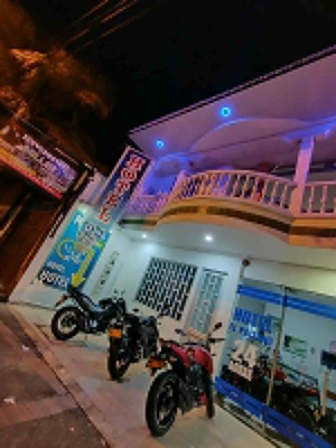 Hotel El Paisano Вильявисенсио Экстерьер фото